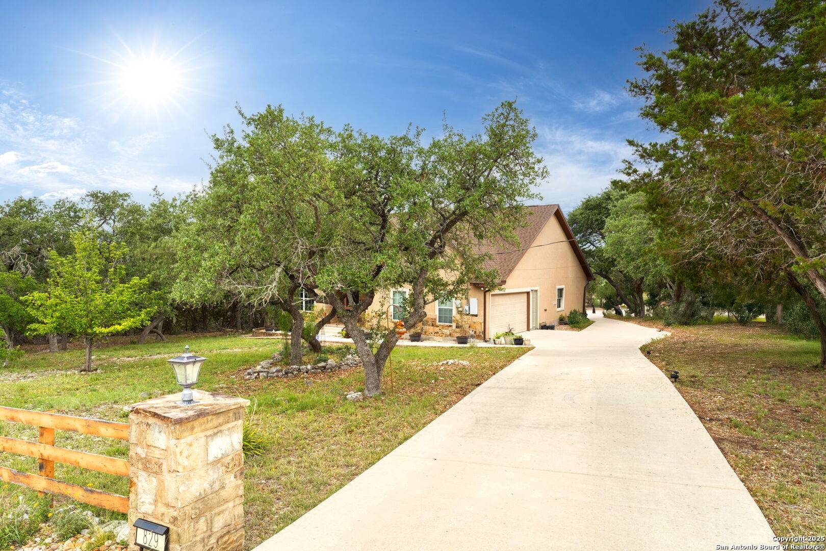 Fischer, TX 78623,829 Rutherford