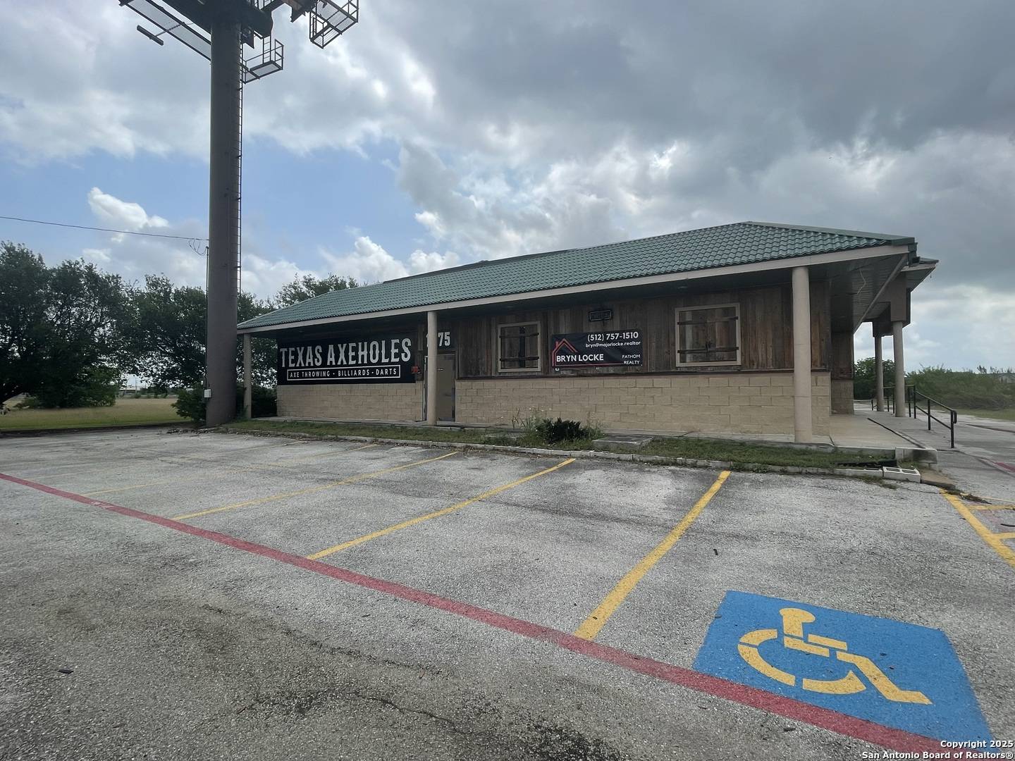 Seguin, TX 78155,1575 interstate 10