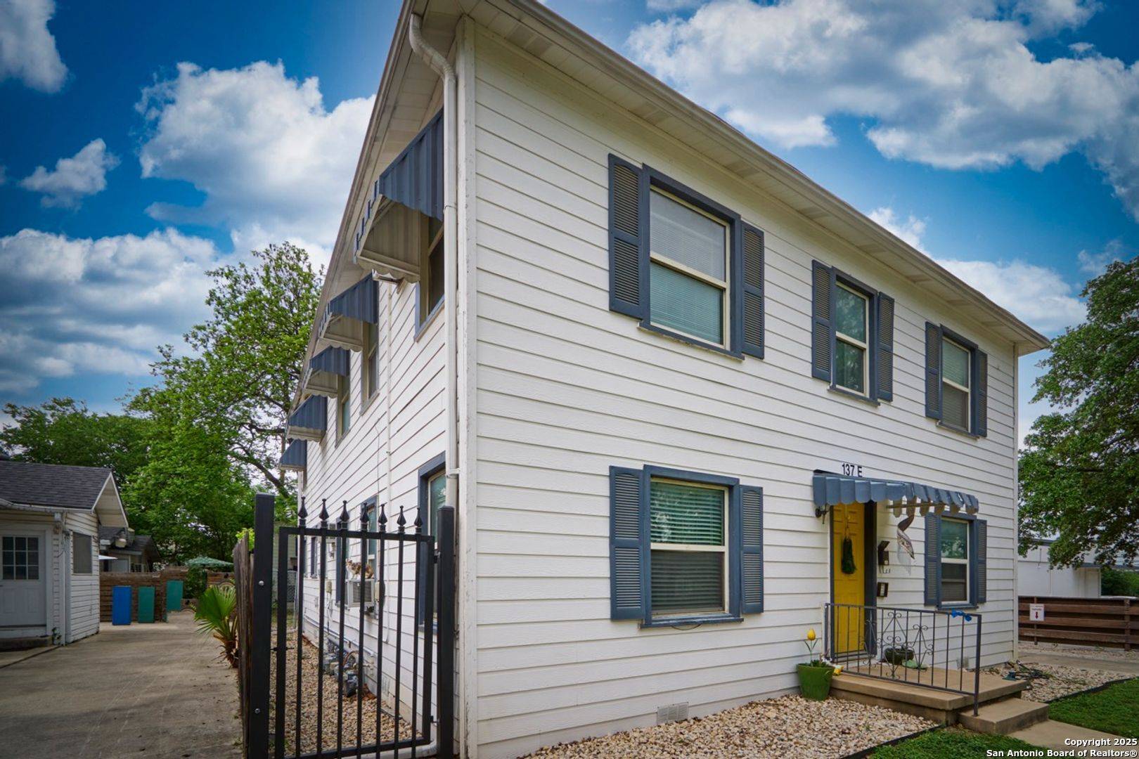 San Antonio, TX 78212,137 norwood UNIT 2