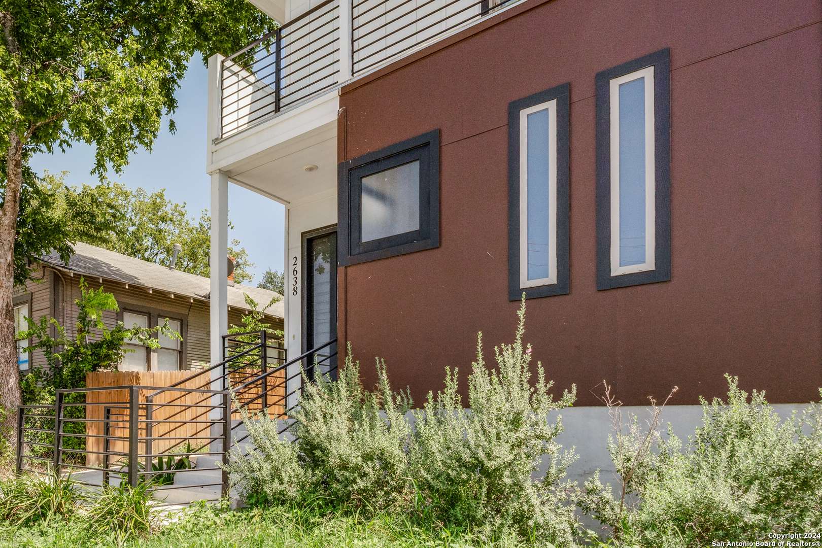 San Antonio, TX 78203-2102,2638 COMMERCE ST