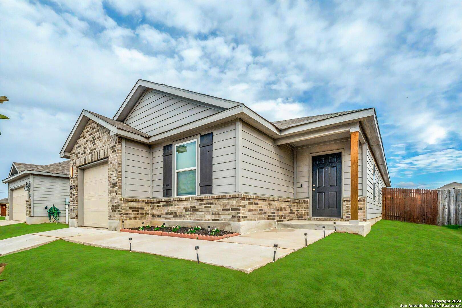 San Antonio, TX 78244,7618 Capstone Rdg