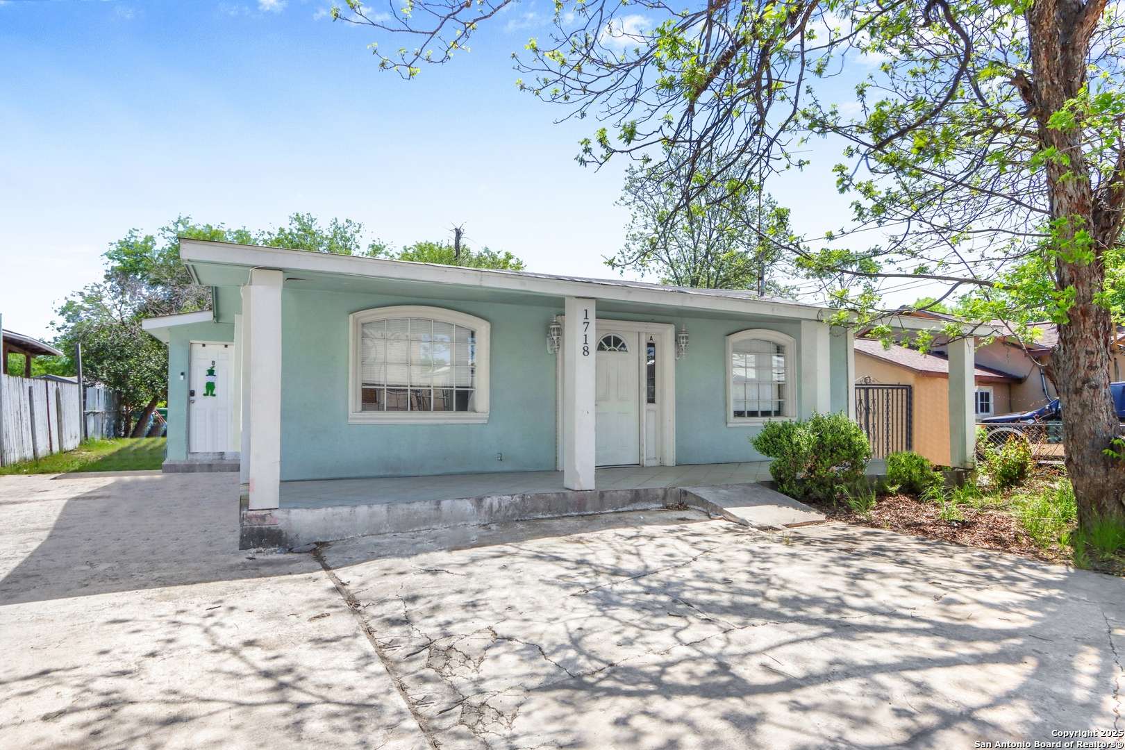 San Antonio, TX 78221,1718 Commercial UNIT A