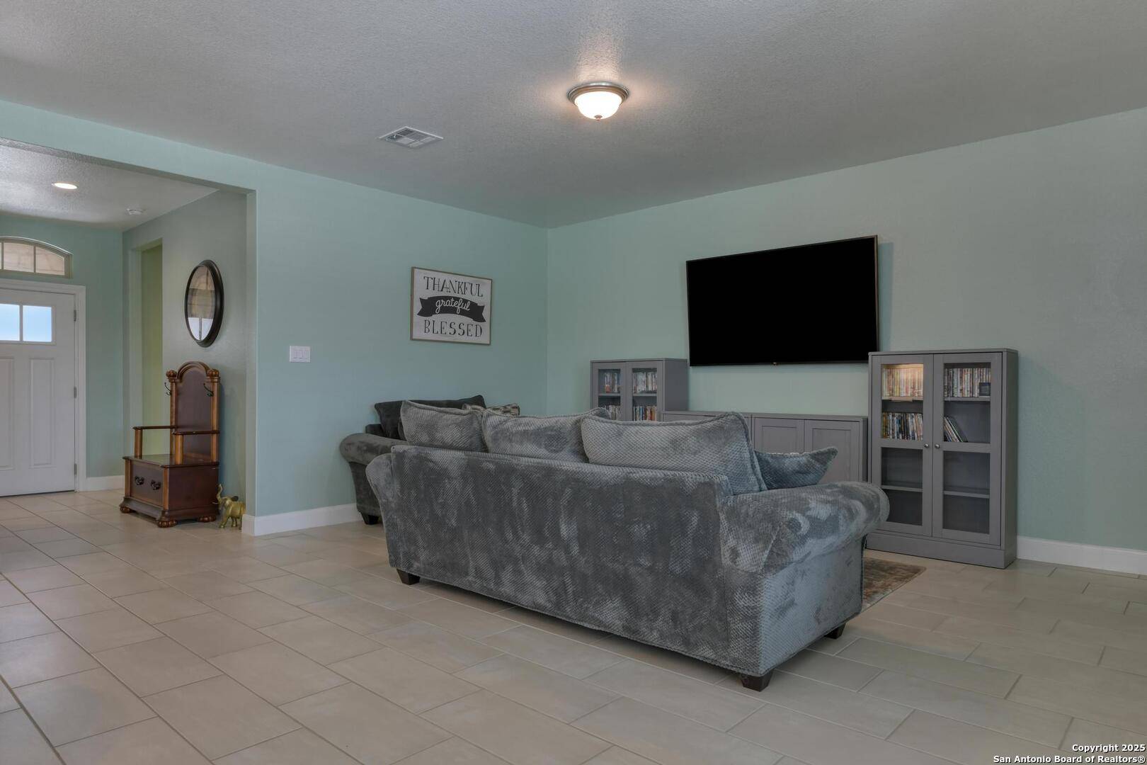 San Antonio, TX 78254,9407 Sundrop Valley