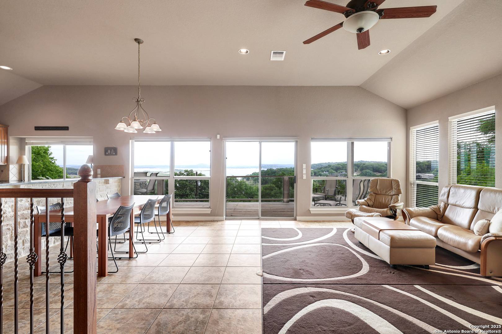Canyon Lake, TX 78133,1298 Oakridge Lane