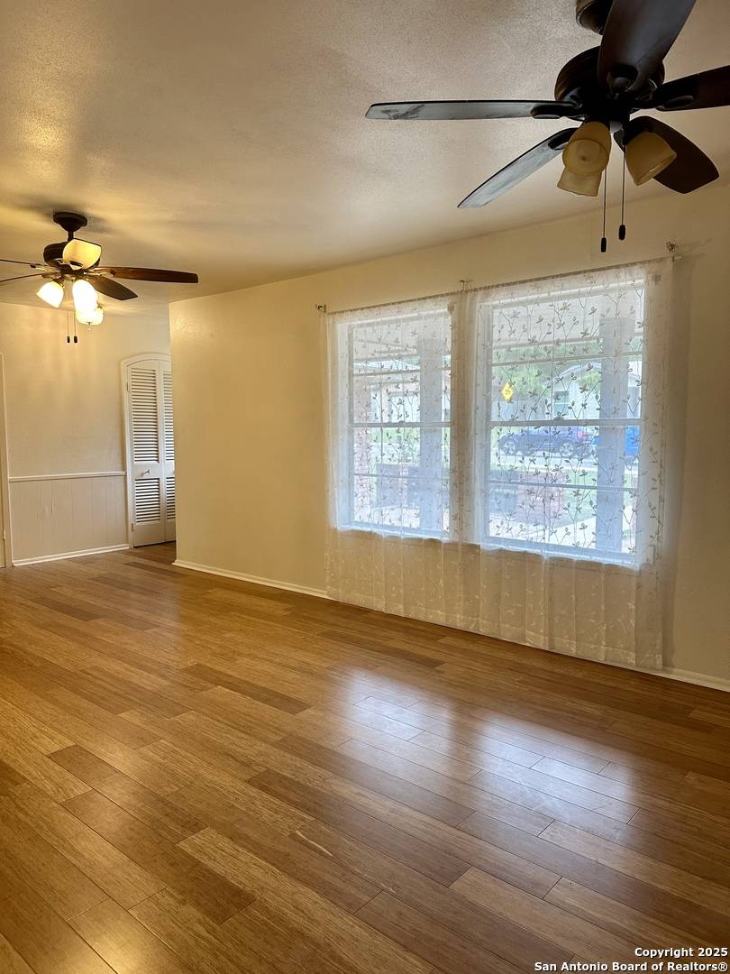 San Antonio, TX 78213,939 Serenade