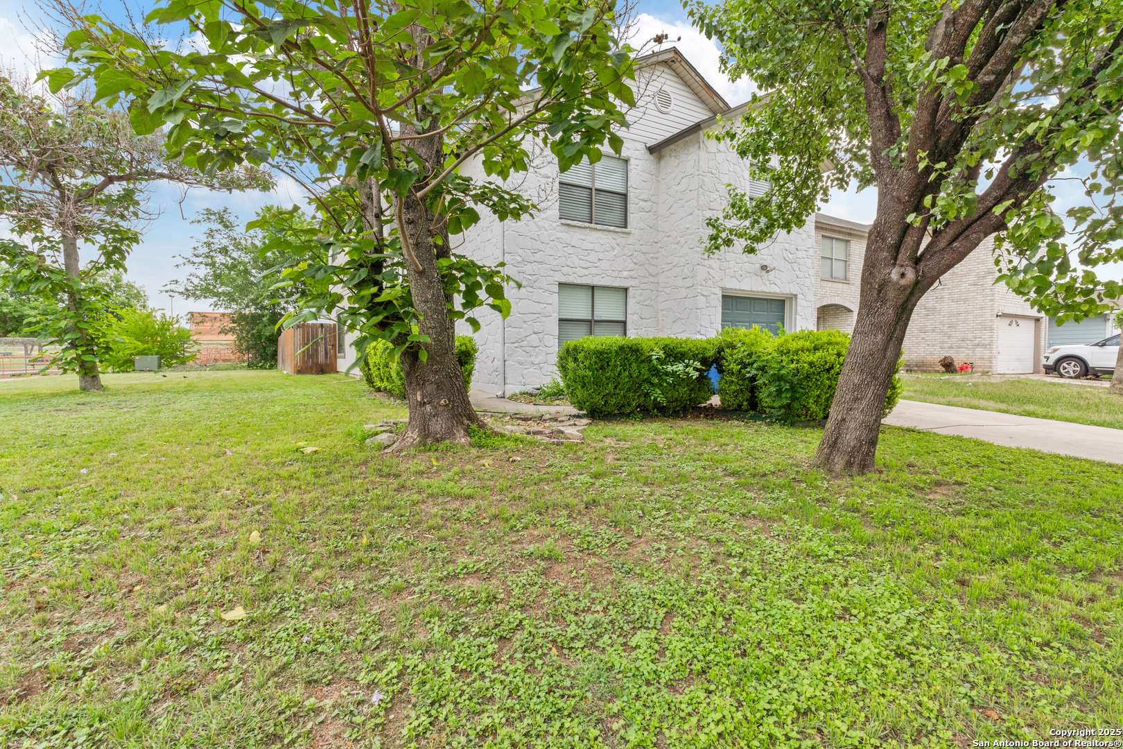 San Antonio, TX 78250,8124 Hoovers