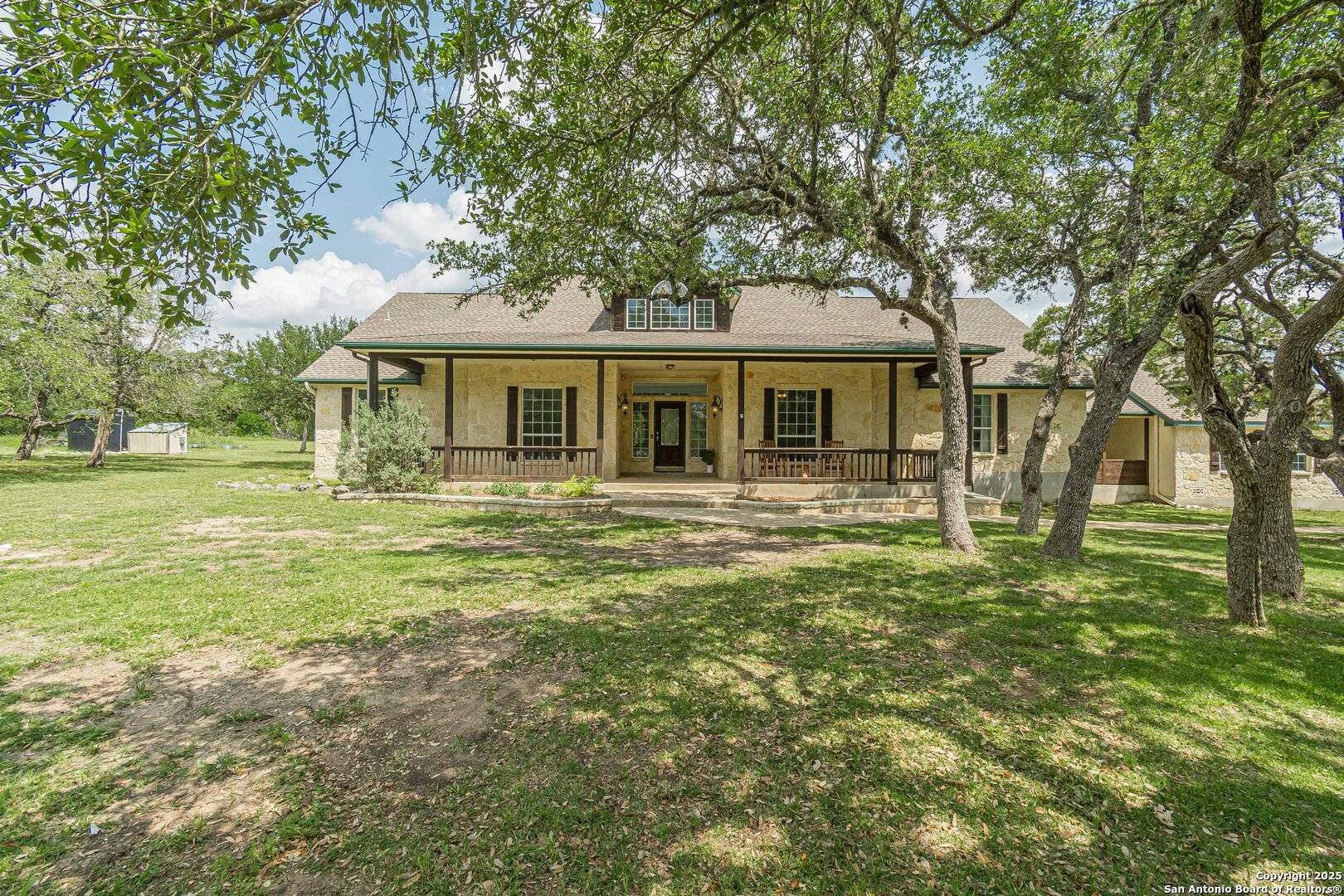 Mico, TX 78056,145 County Road 2725