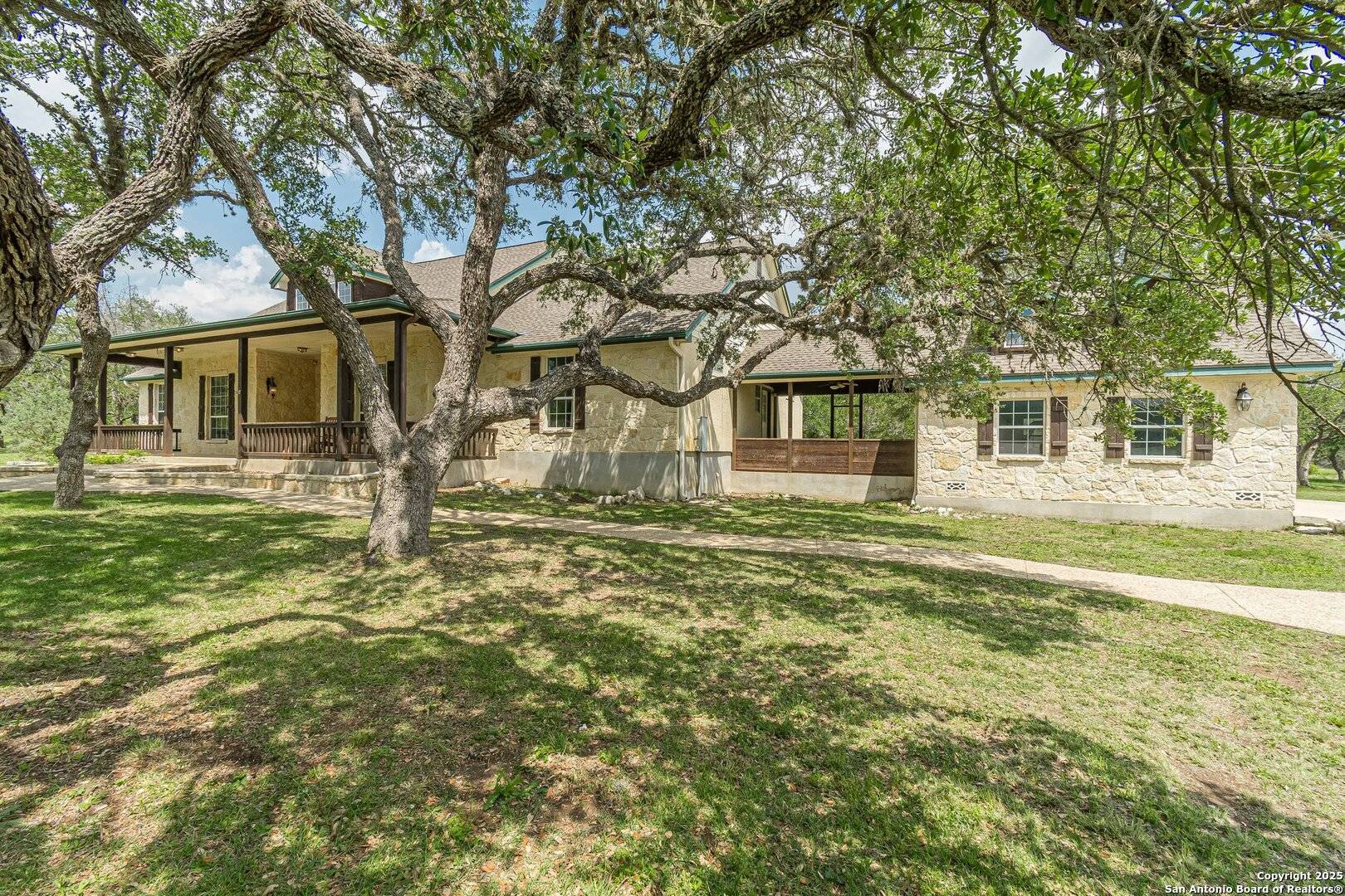 Mico, TX 78056,145 County Road 2725