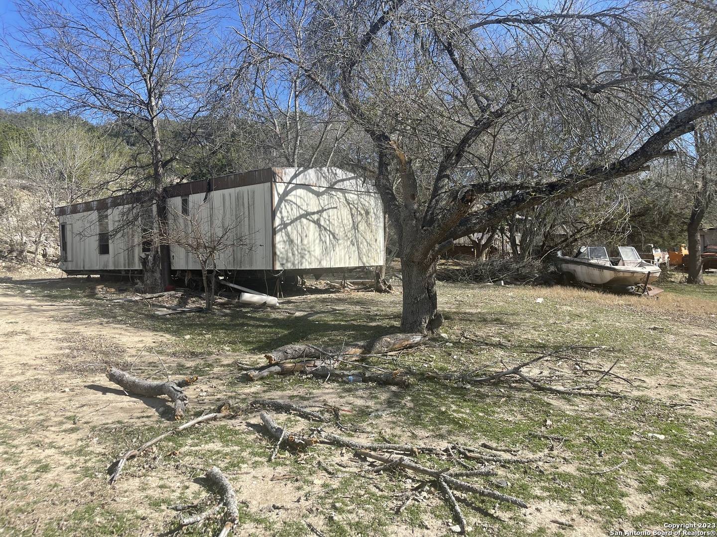 Pipe Creek, TX 78063,147 ALAMO DR