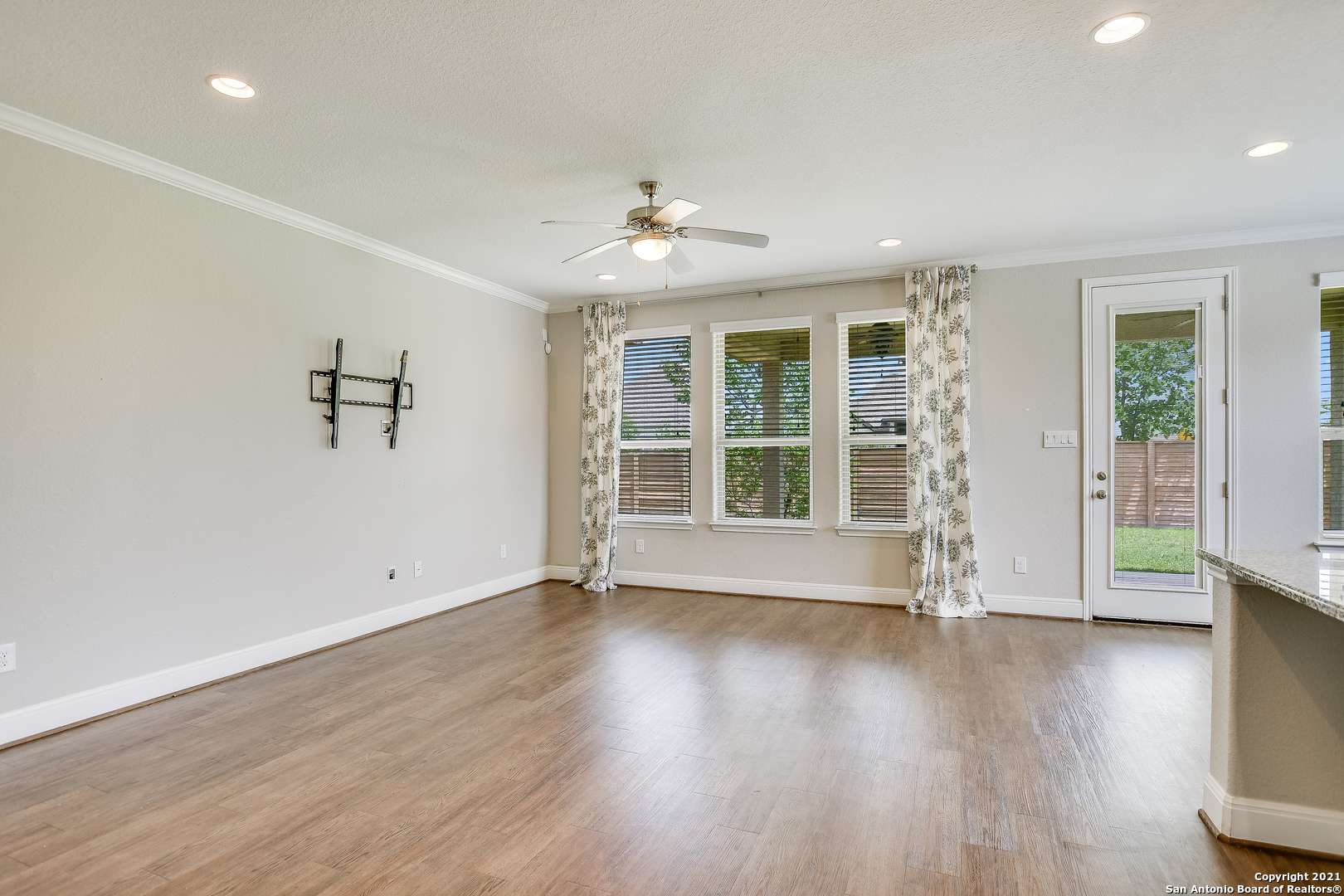 Fair Oaks Ranch, TX 78015-4326,30104 CIBOLO OAKS