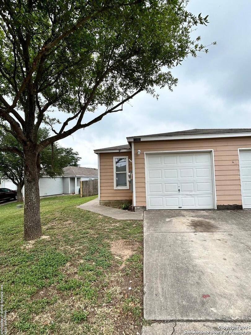 San Antonio, TX 78247,15416 kamary
