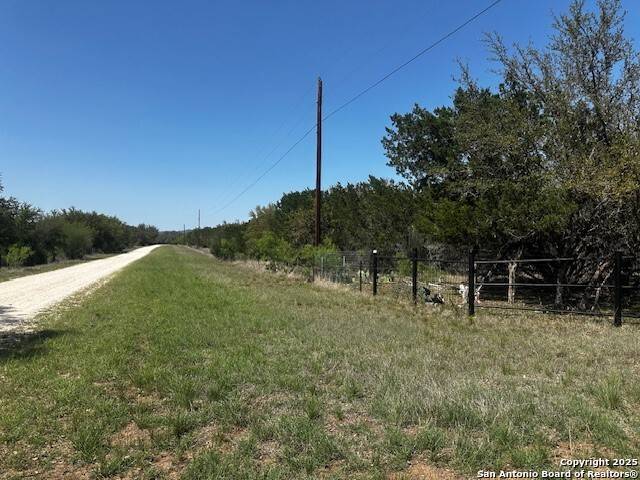 Rio Frio, TX 78879,698 Kahn