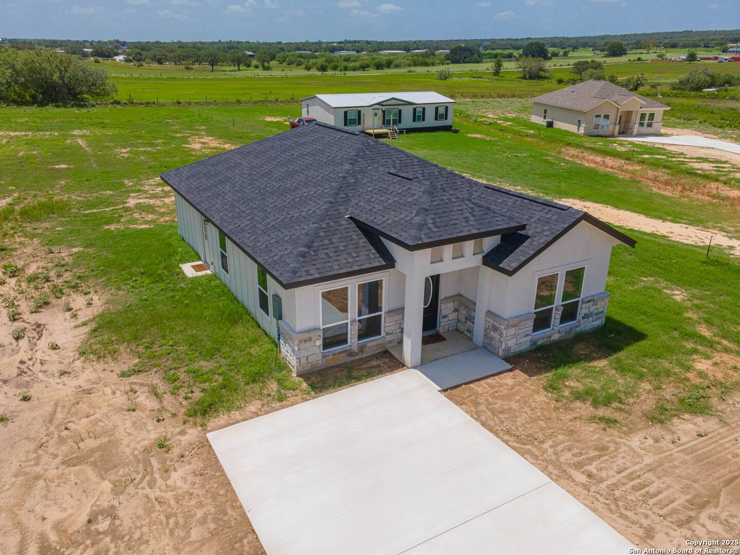 La Vernia, TX 78121,141 Camino Verde Ct