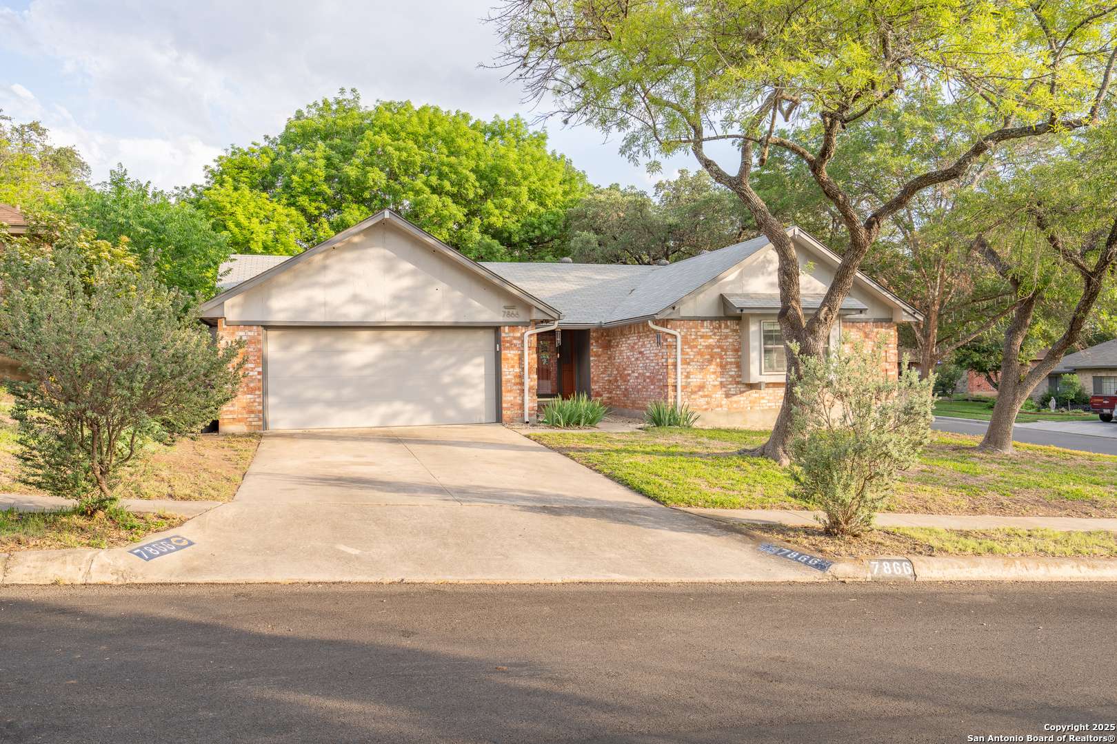 San Antonio, TX 78250,7866 Lark Ridge
