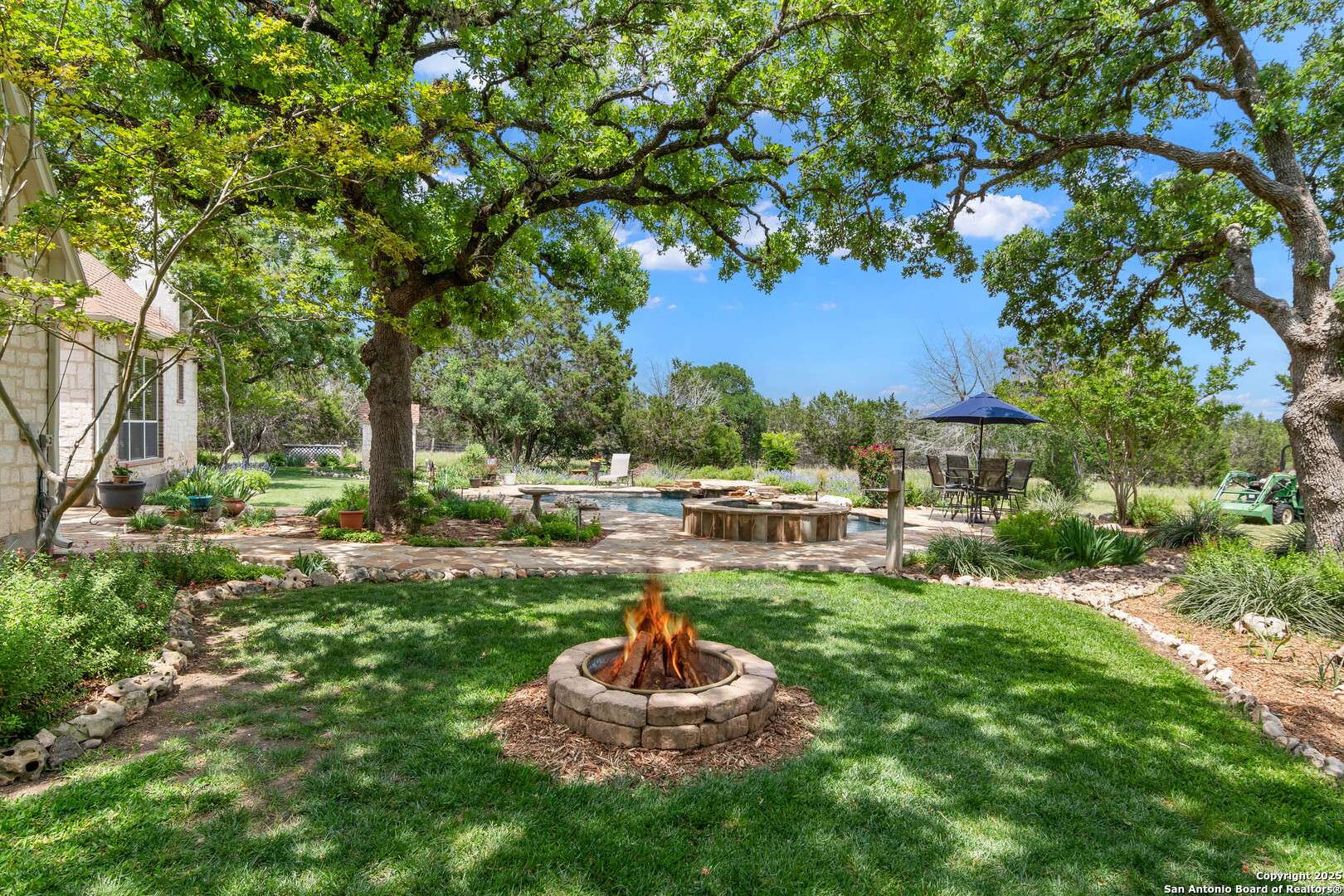 Boerne, TX 78006,221 Park Ridge