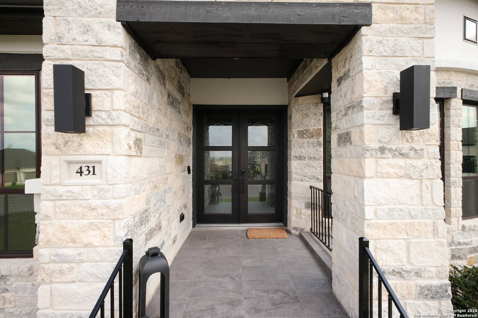 San Antonio, TX 78253,431 Falcon Cove