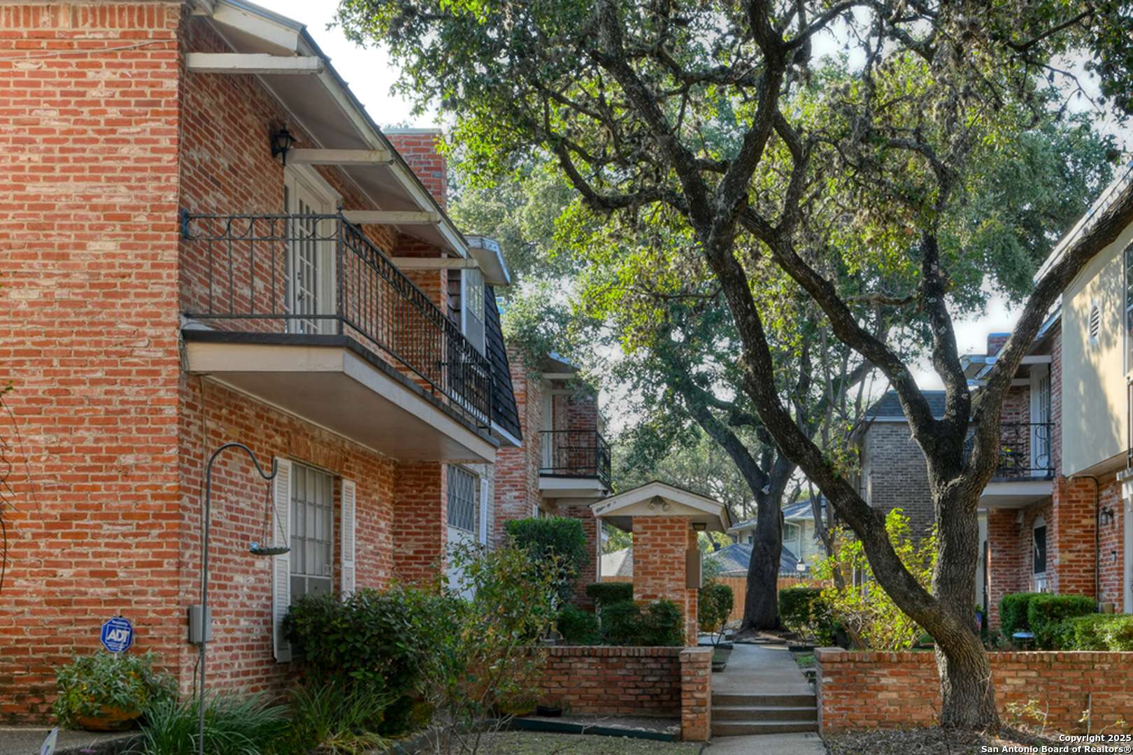 San Antonio, TX 78229,6718 Callaghan UNIT APT 4