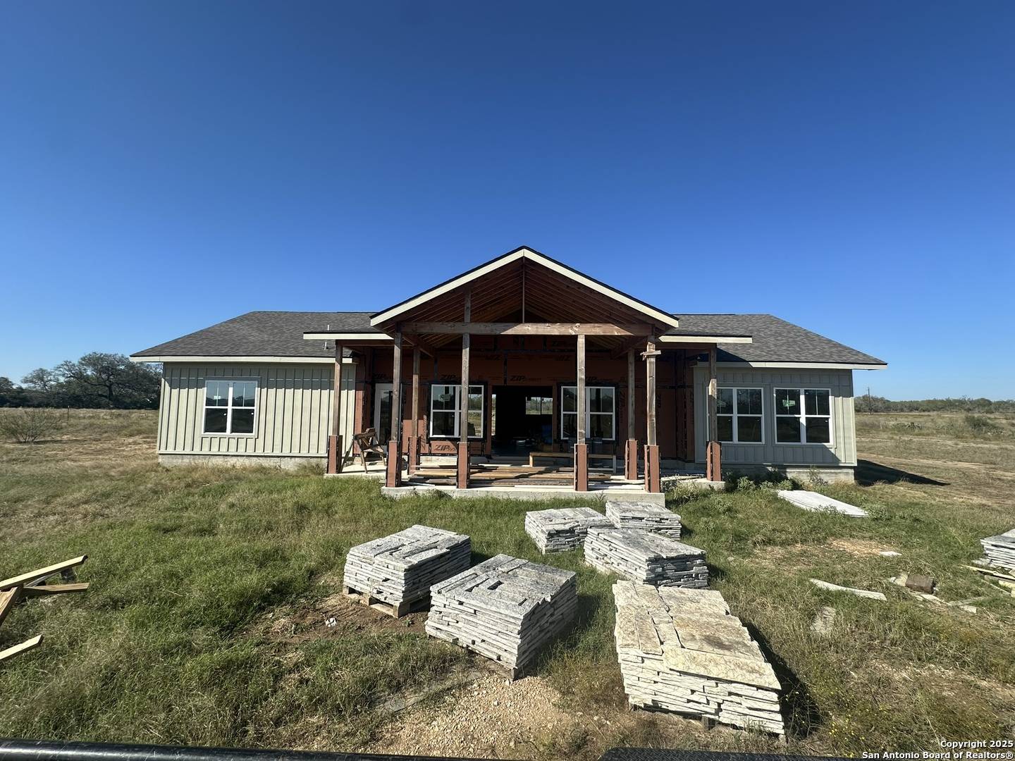 Pleasanton, TX 78064,241 County Road 154