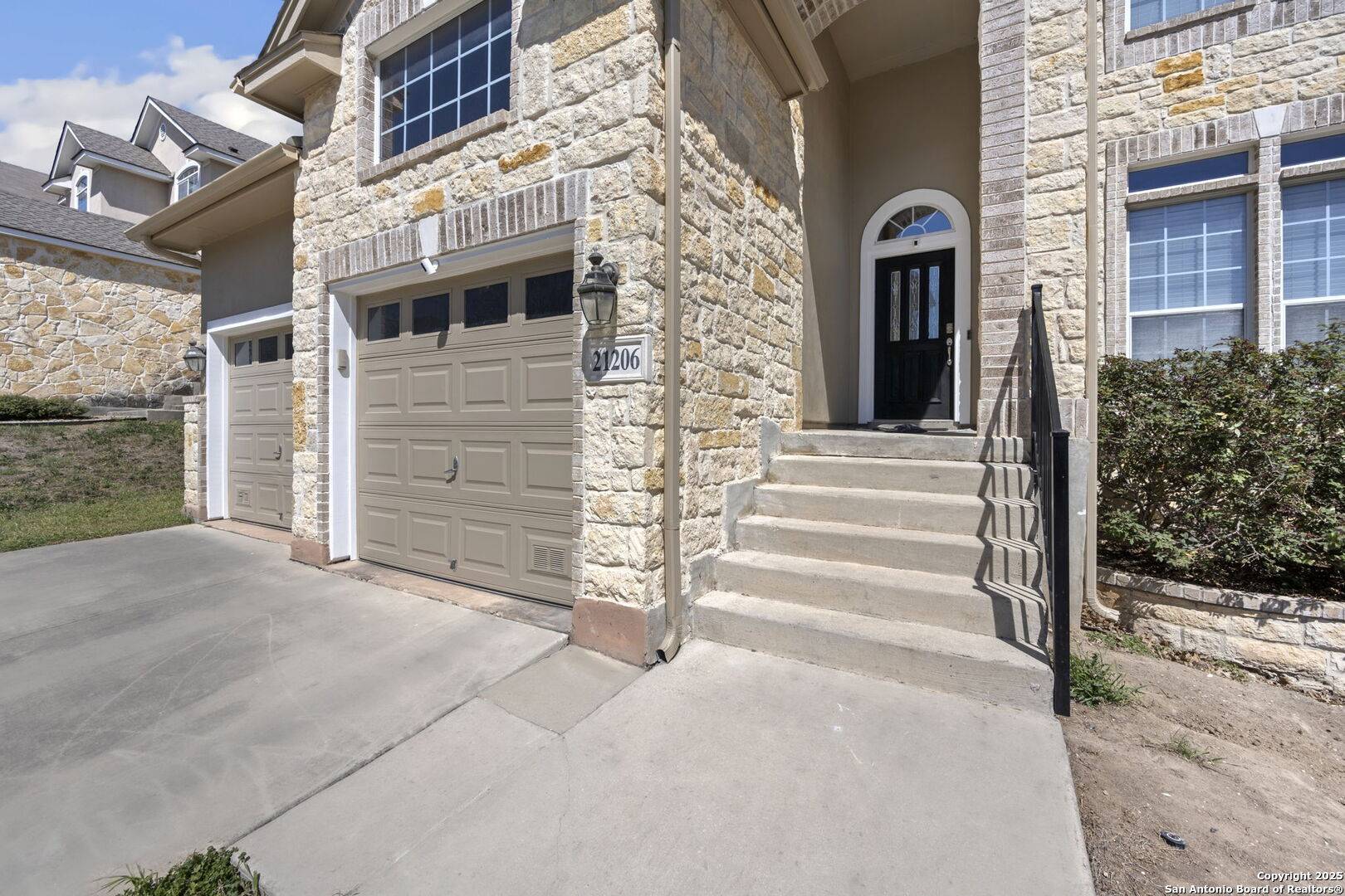 San Antonio, TX 78258,21206 Villa Valencia