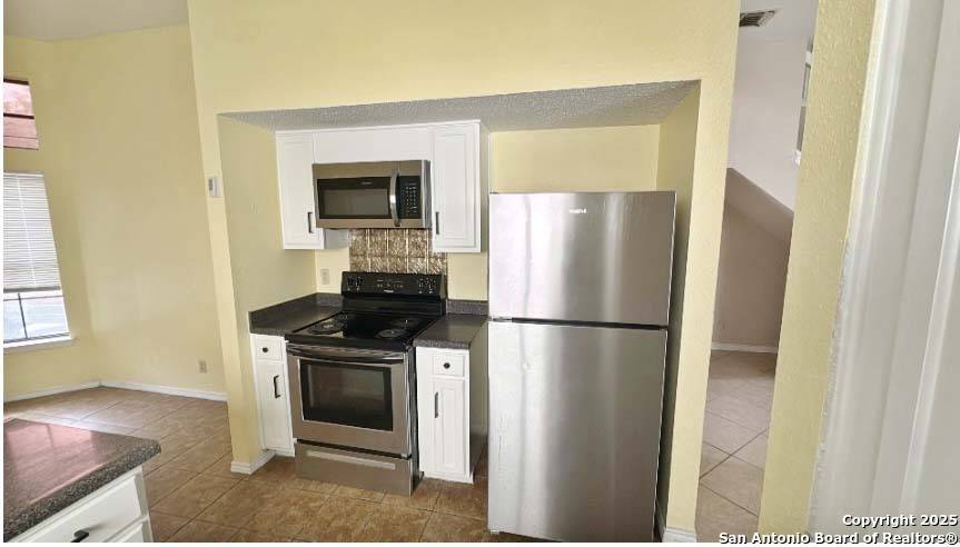 San Antonio, TX 78250,9383 Village Lance
