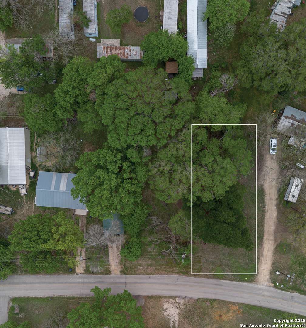 Seguin, TX 78155,243 Meadow Lake