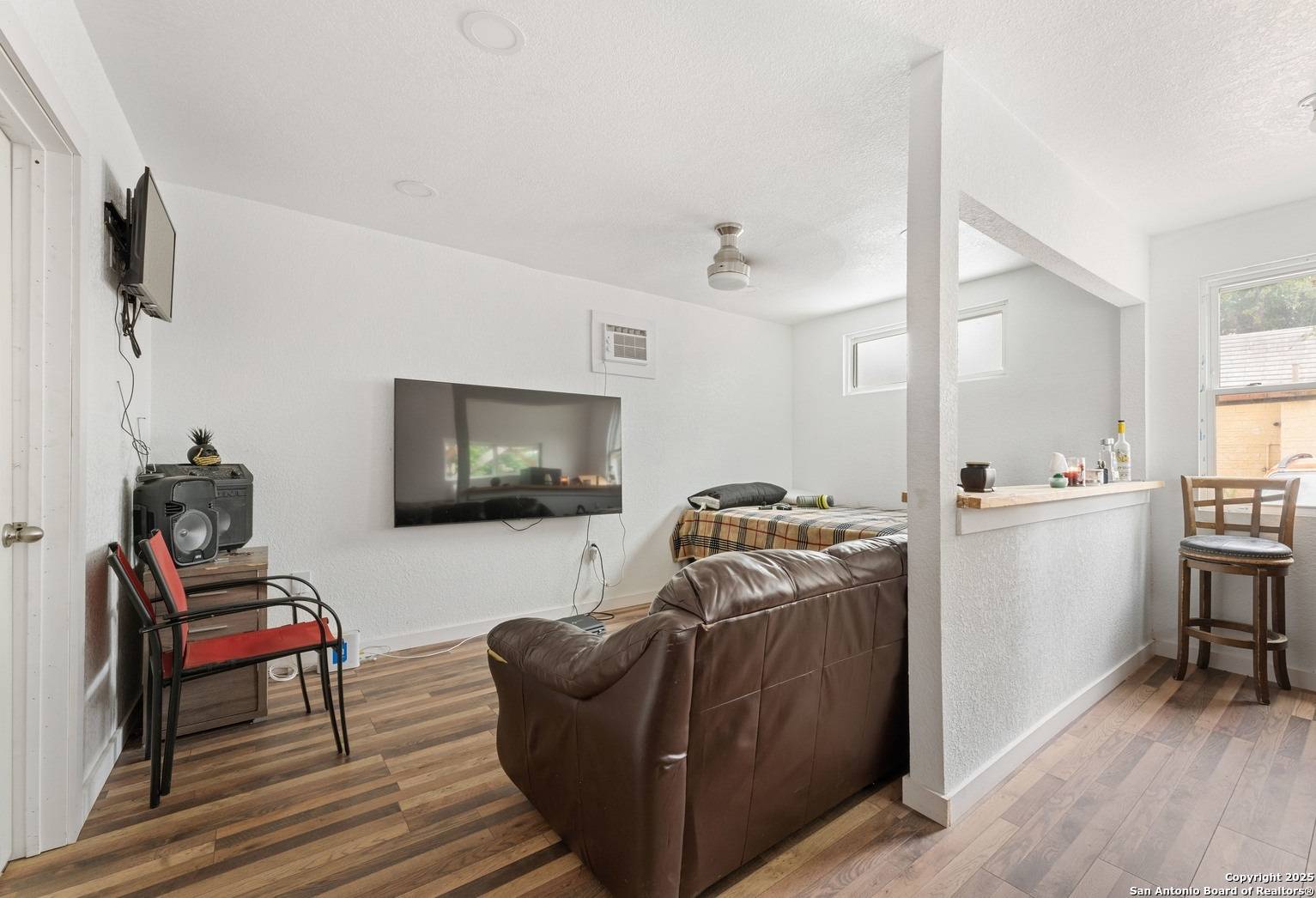 San Antonio, TX 78210,1109 Essex