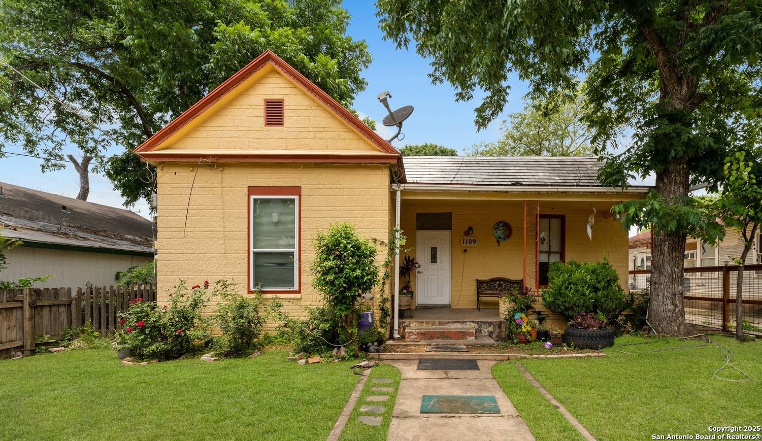 San Antonio, TX 78210,1109 Essex