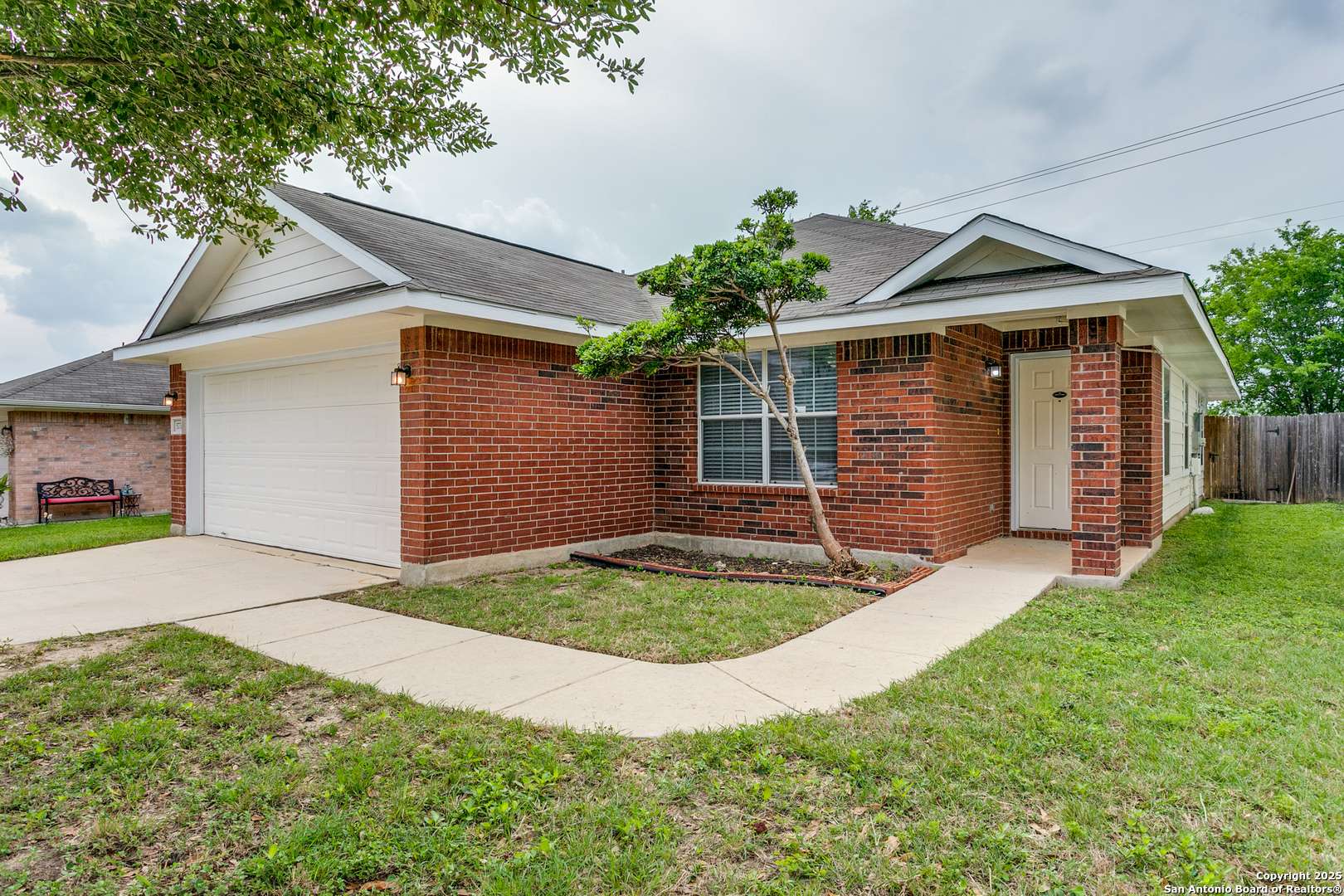 San Antonio, TX 78239,5735 Cardinal Falls