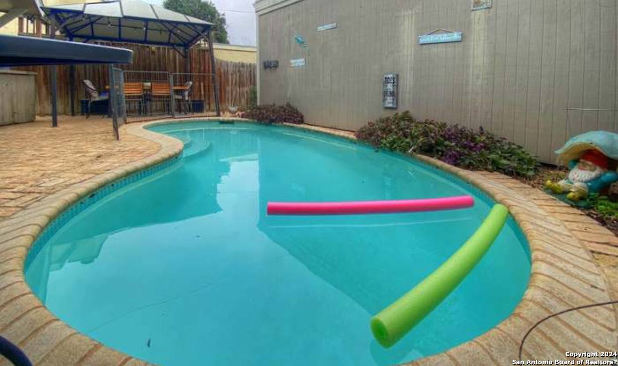 San Antonio, TX 78218,7614 CASTLE GREEN