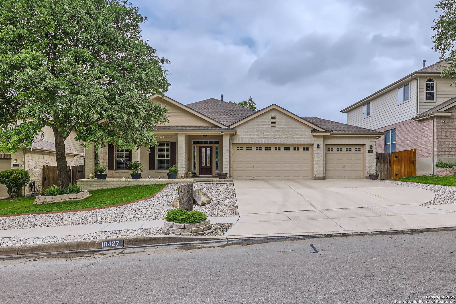 San Antonio, TX 78254,10427 Shire Country