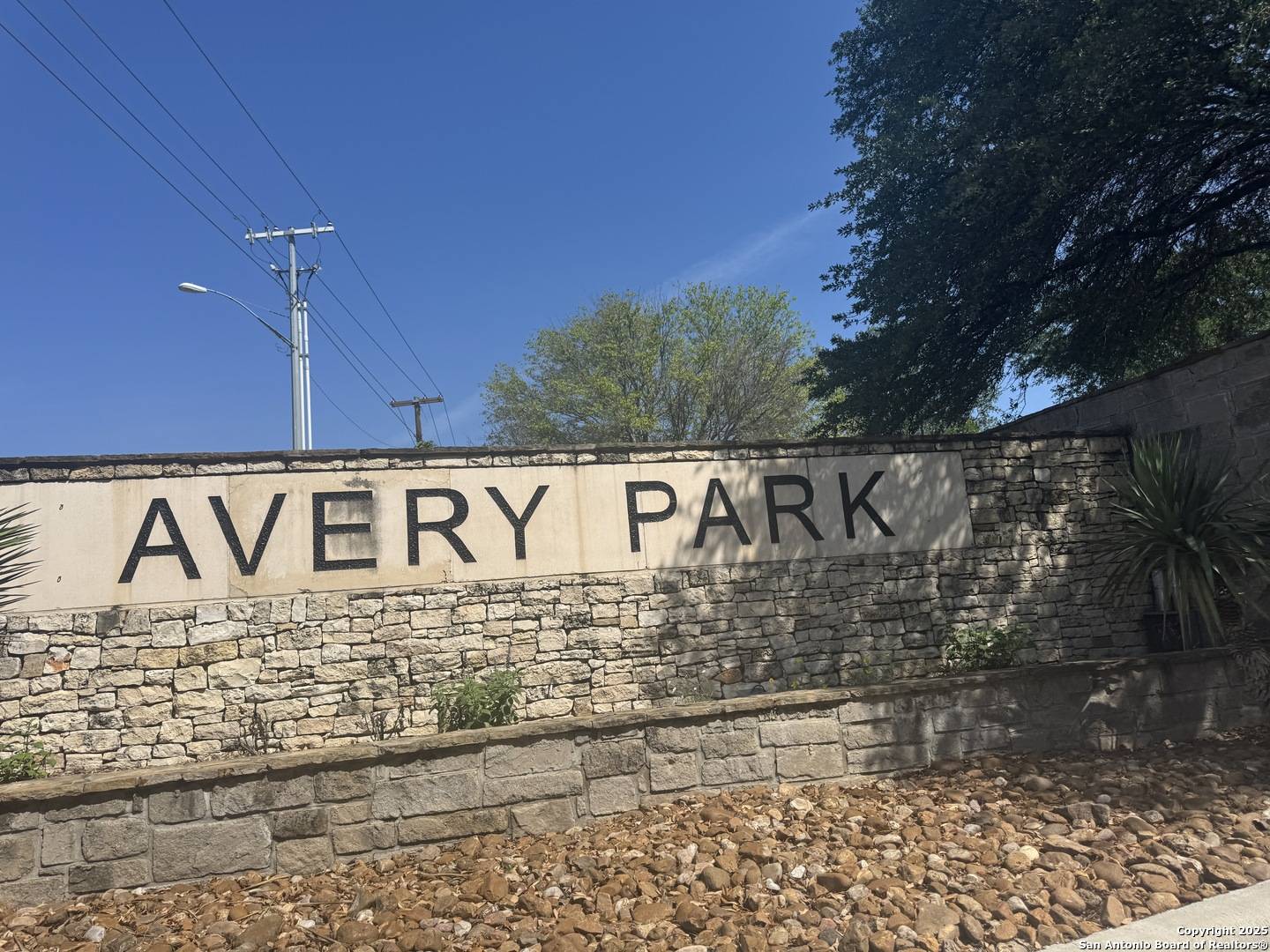 New Braunfels, TX 78130,2246 Falcon Way