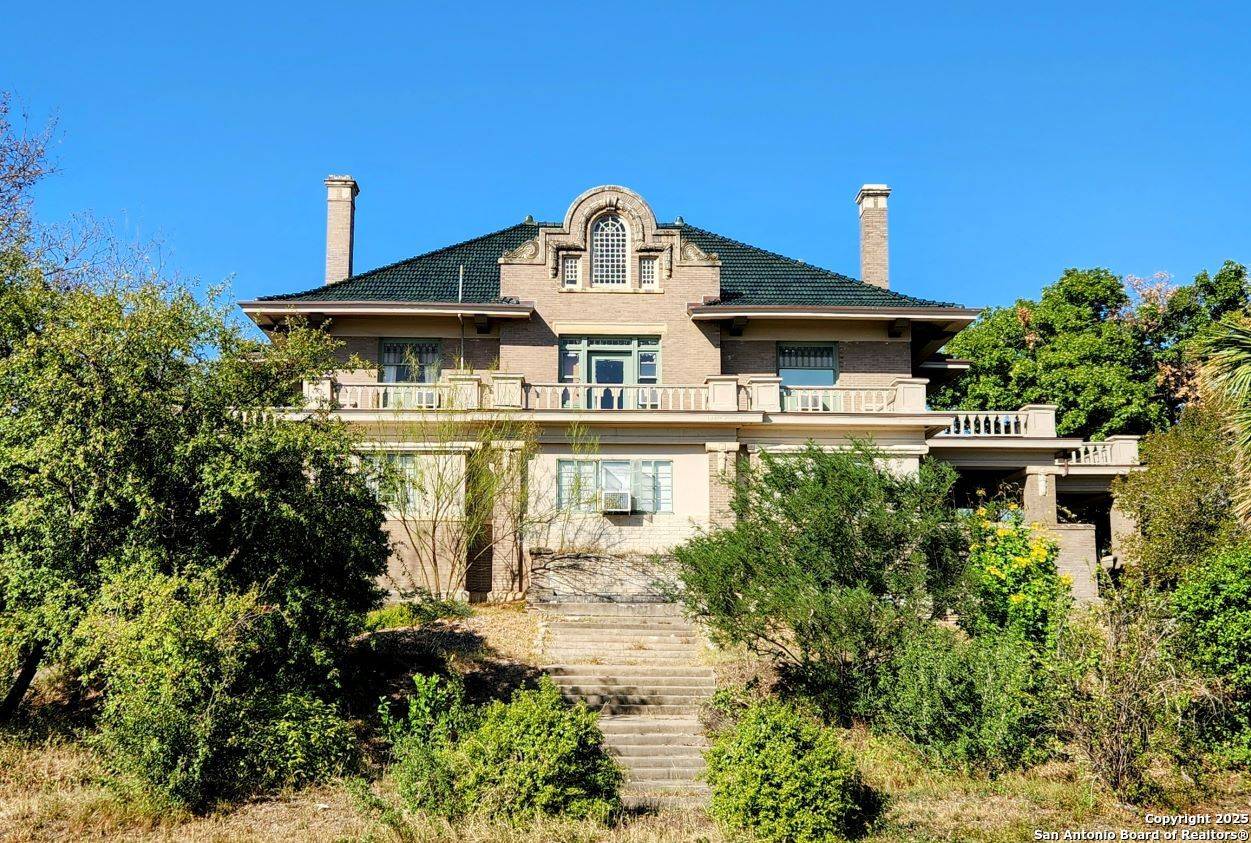 San Antonio, TX 78212,602 French Pl