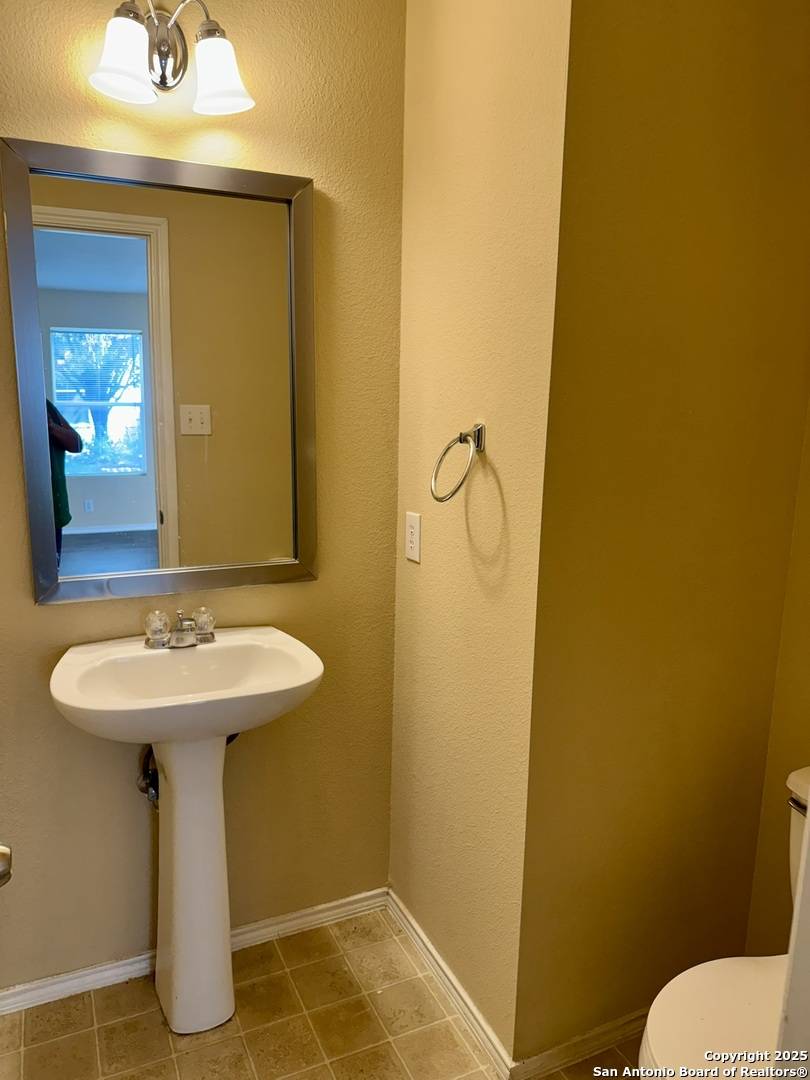 San Antonio, TX 78249,13123 Neumann Cove
