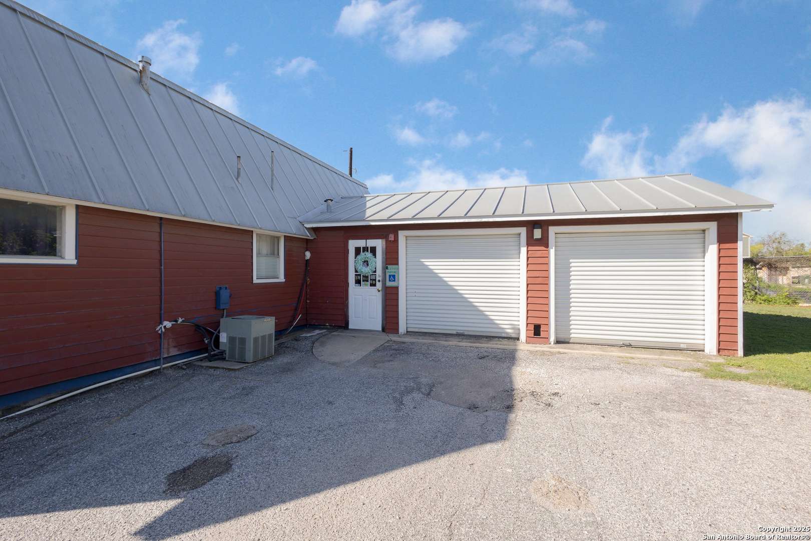 San Antonio, TX 78240,7305 Huebner Rd