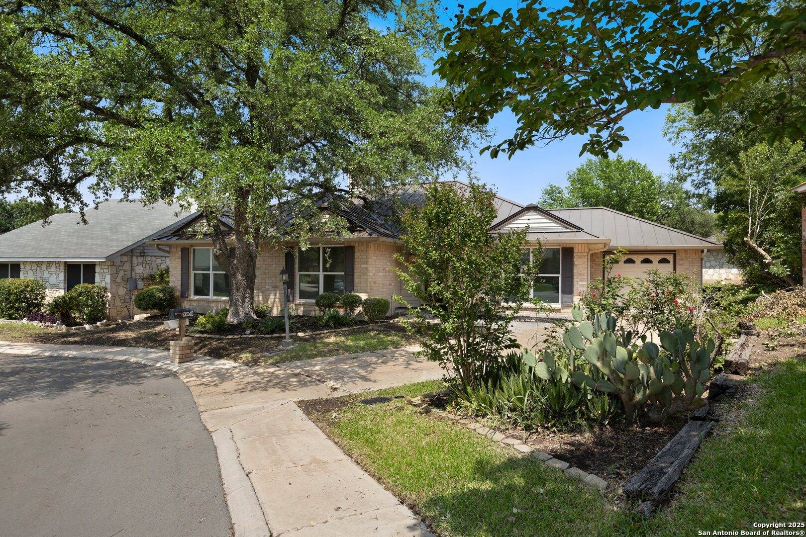 Schertz, TX 78108,3904 Pecan