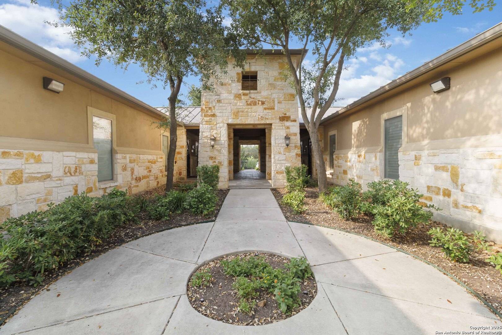 San Antonio, TX 78231,3519 Paesanos