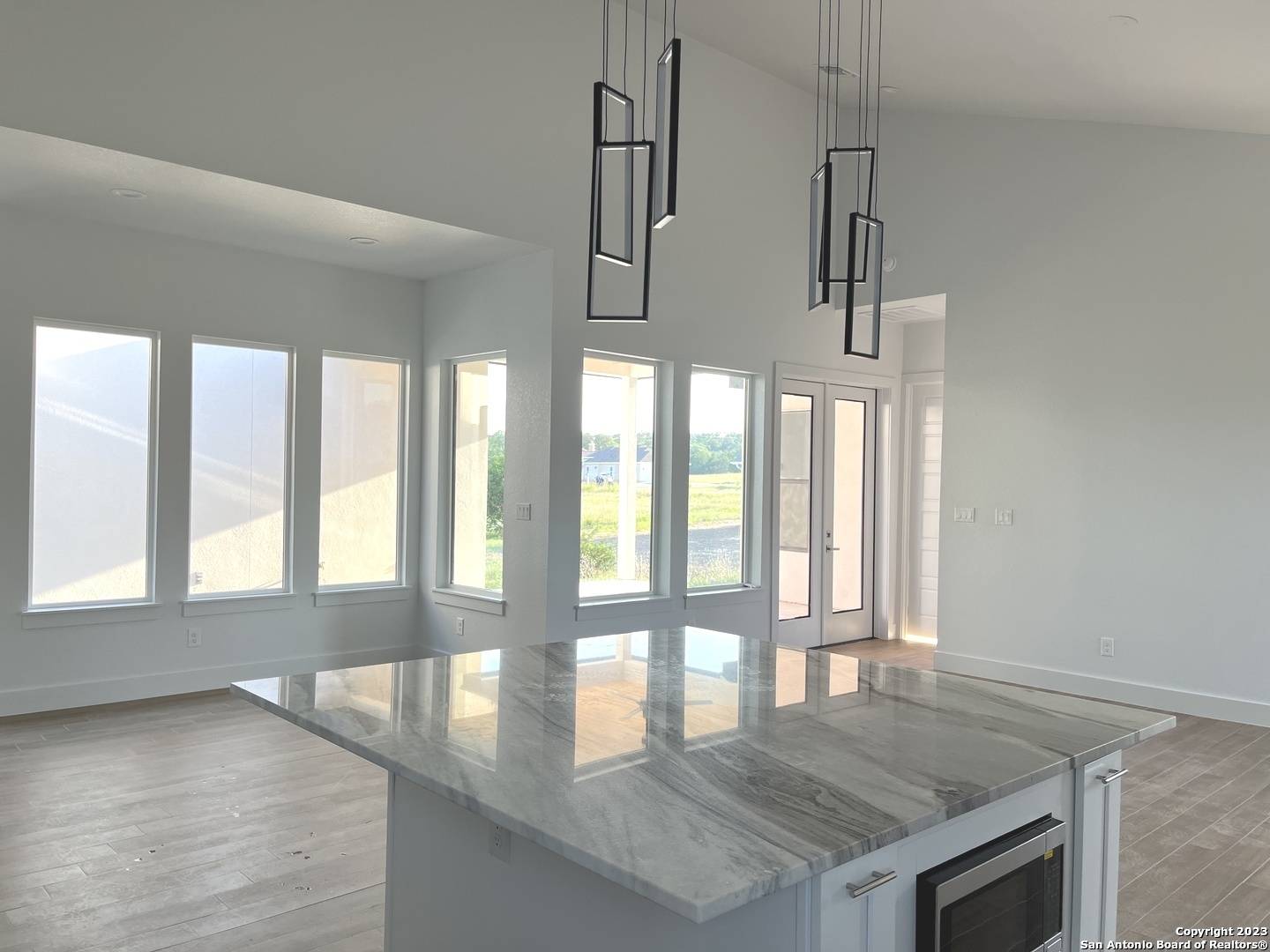 Blanco, TX 78606-2258,217 Peter Kleid