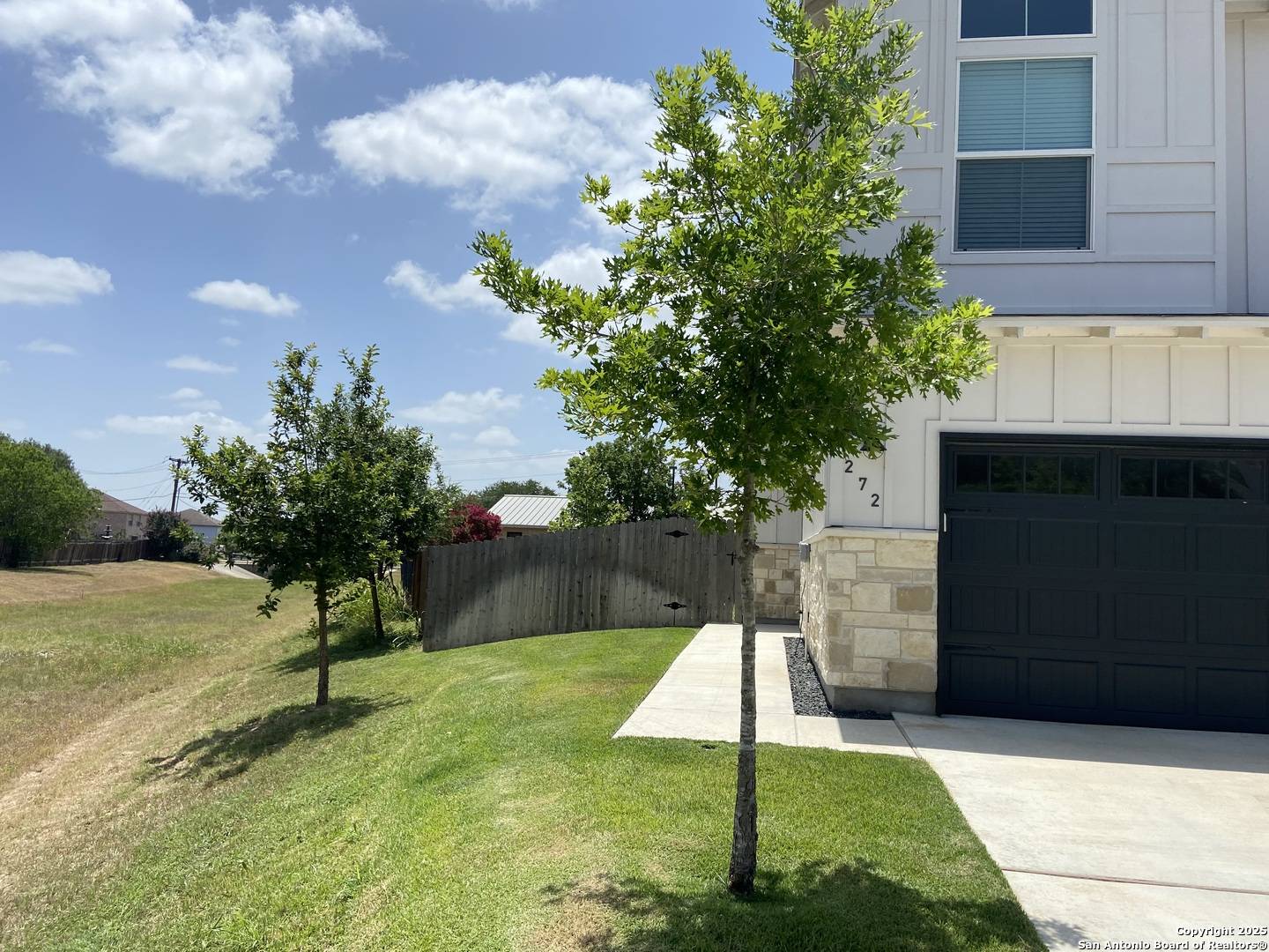 New Braunfels, TX 78130,272 Sapphire UNIT # 702