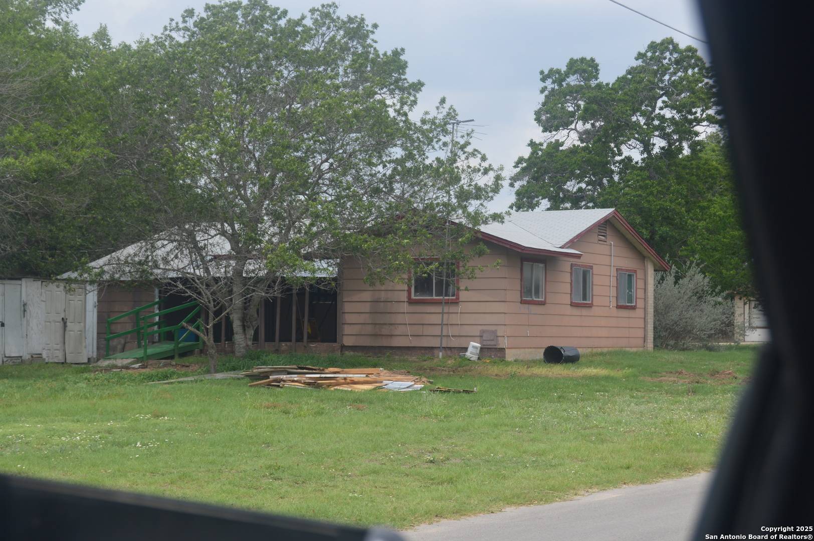 Lytle, TX 78052,15100 Norvell