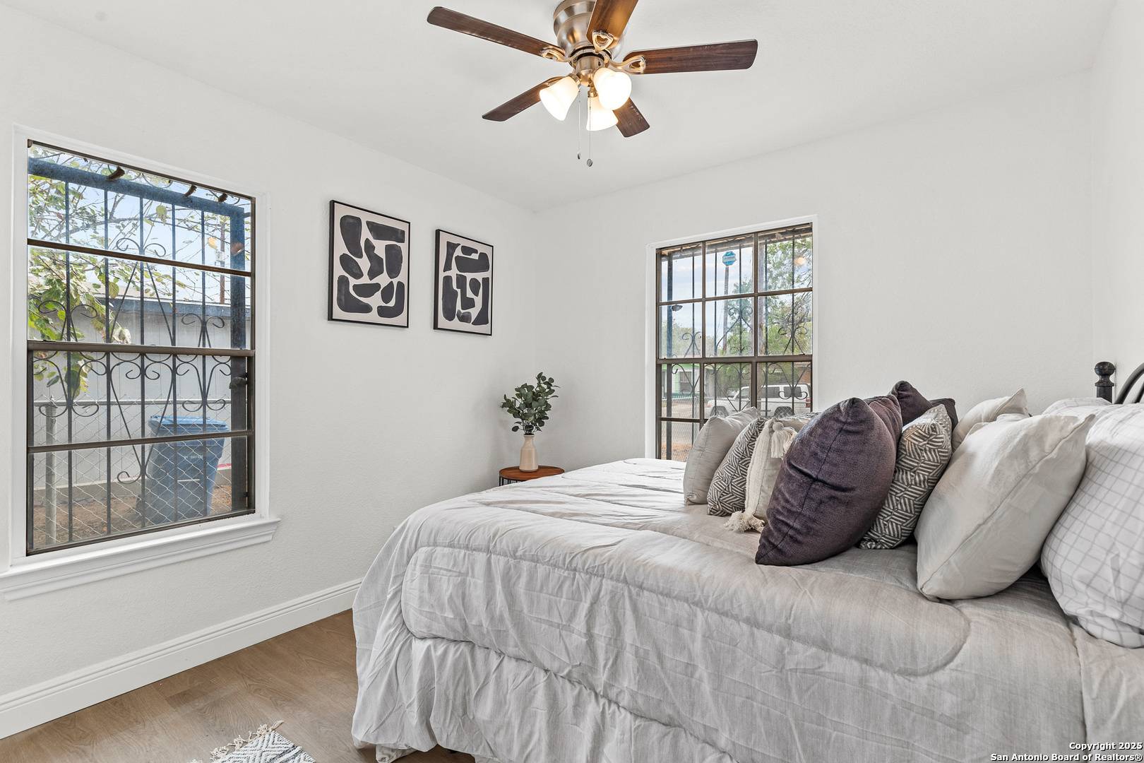 San Antonio, TX 78220,3327 K