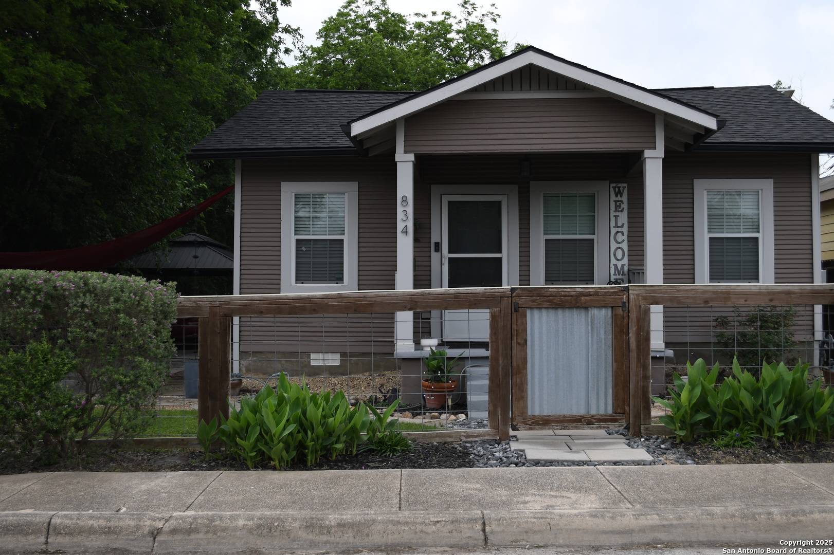 San Antonio, TX 78202,834 Potomac