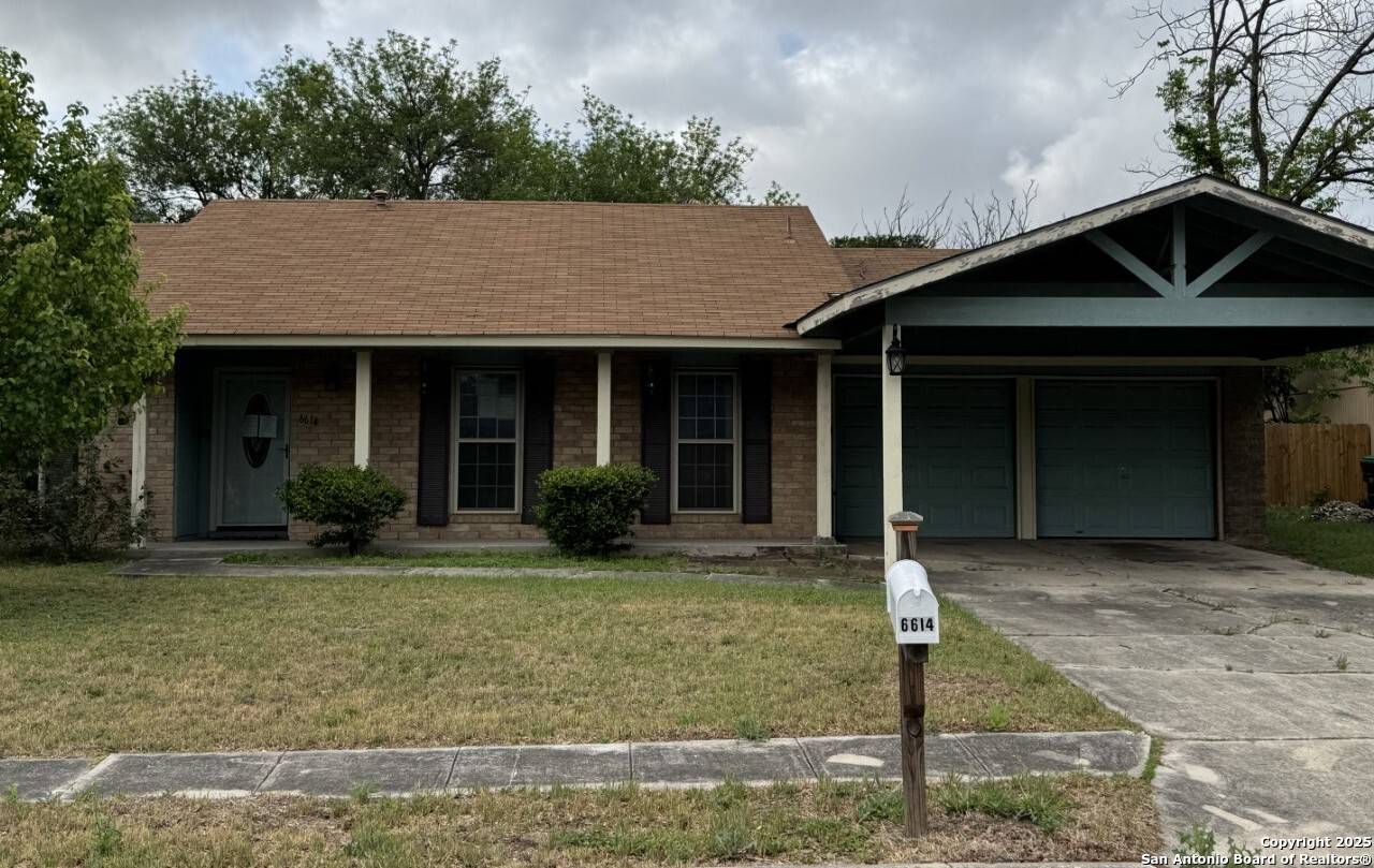 San Antonio, TX 78244,6614 Shady Lake