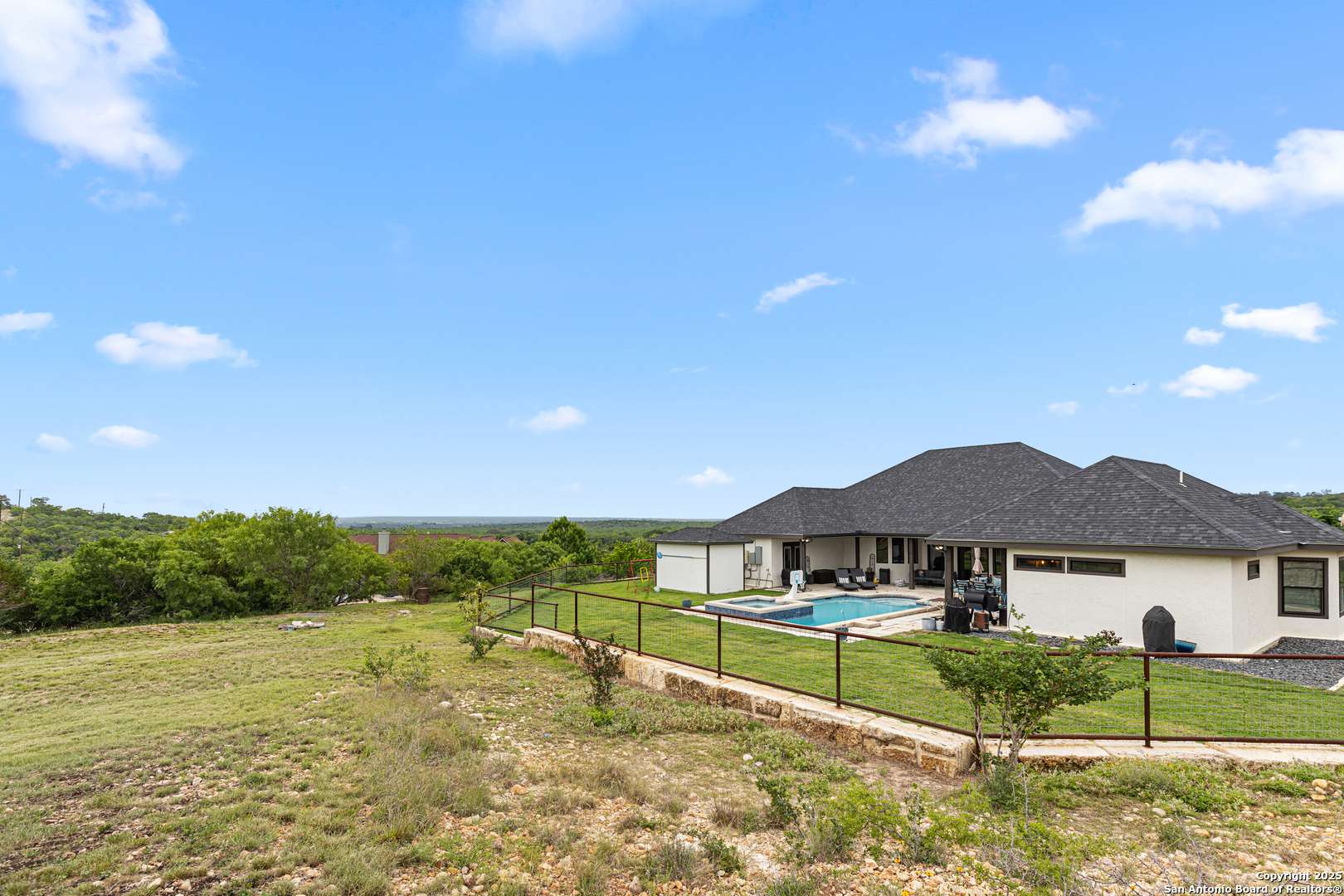 Hondo, TX 78861,397 County Road 367