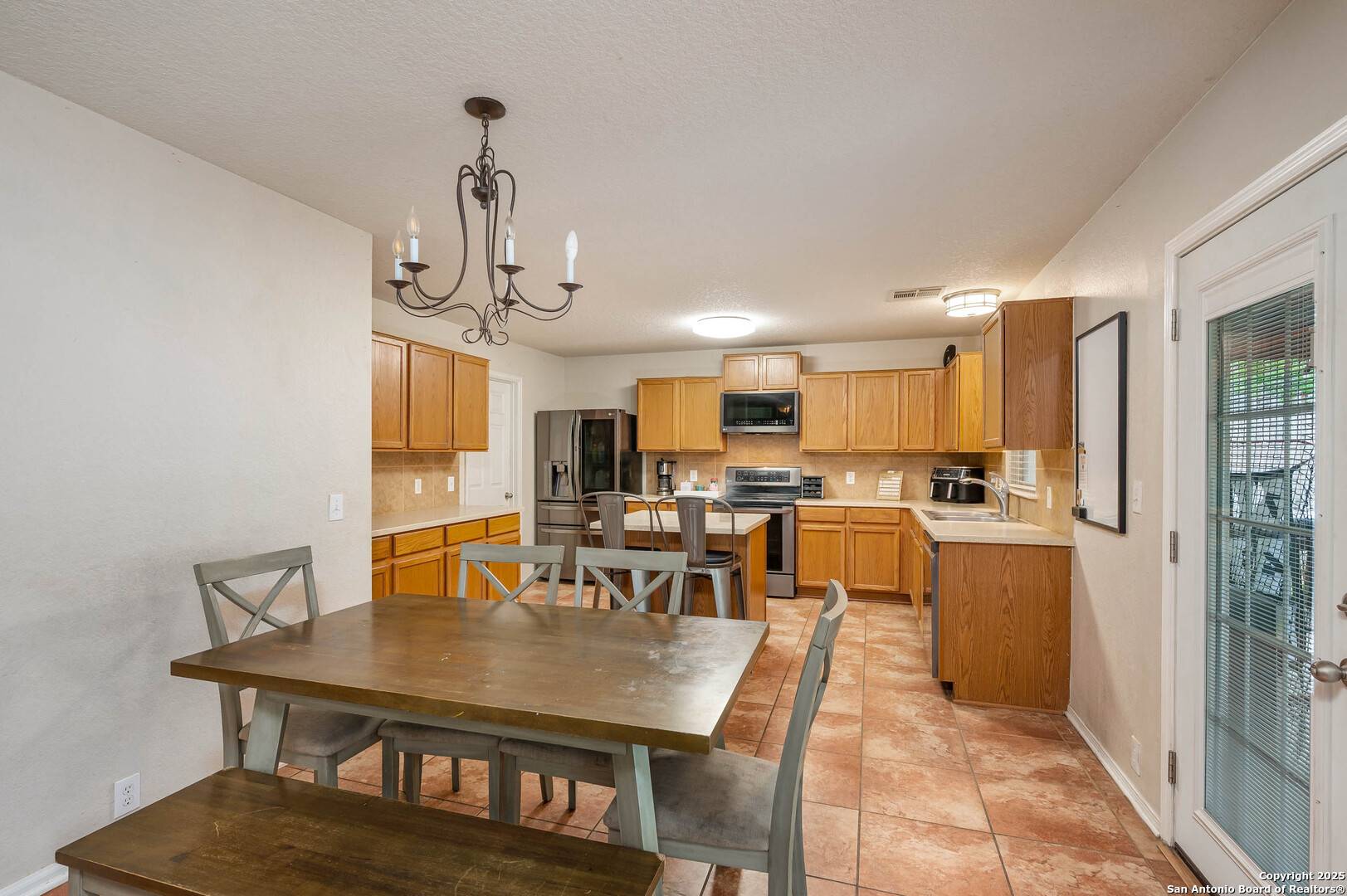 San Antonio, TX 78261,3911 Valencia Peak