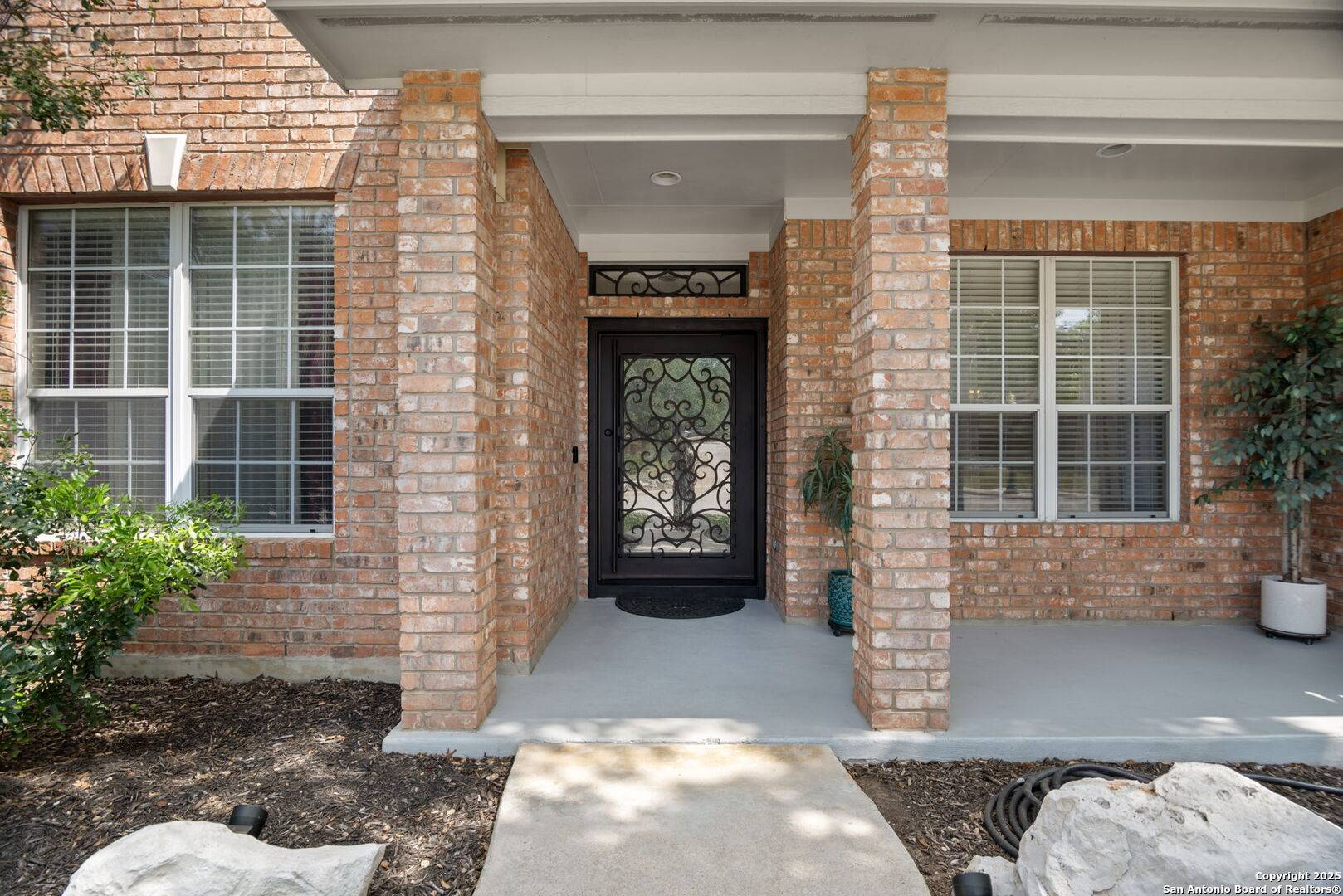 San Antonio, TX 78258,24114 Middle Fork