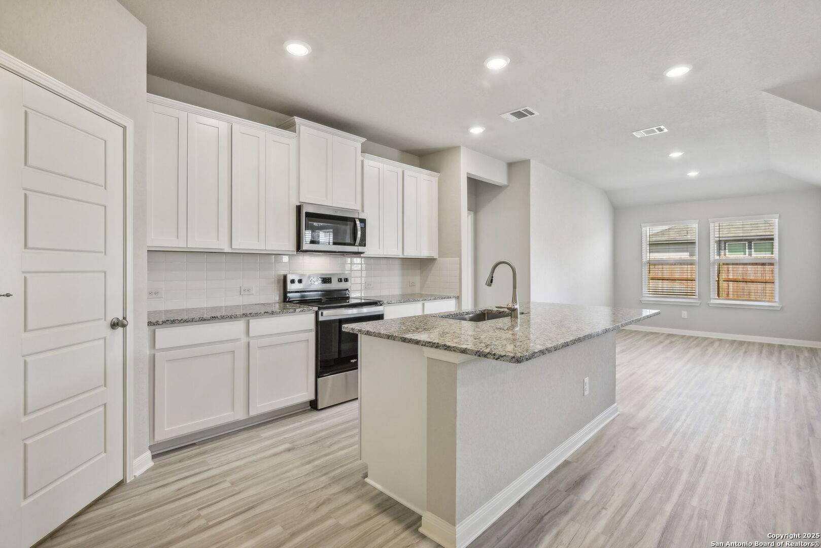 San Antonio, TX 78254,11515 Cottage Point