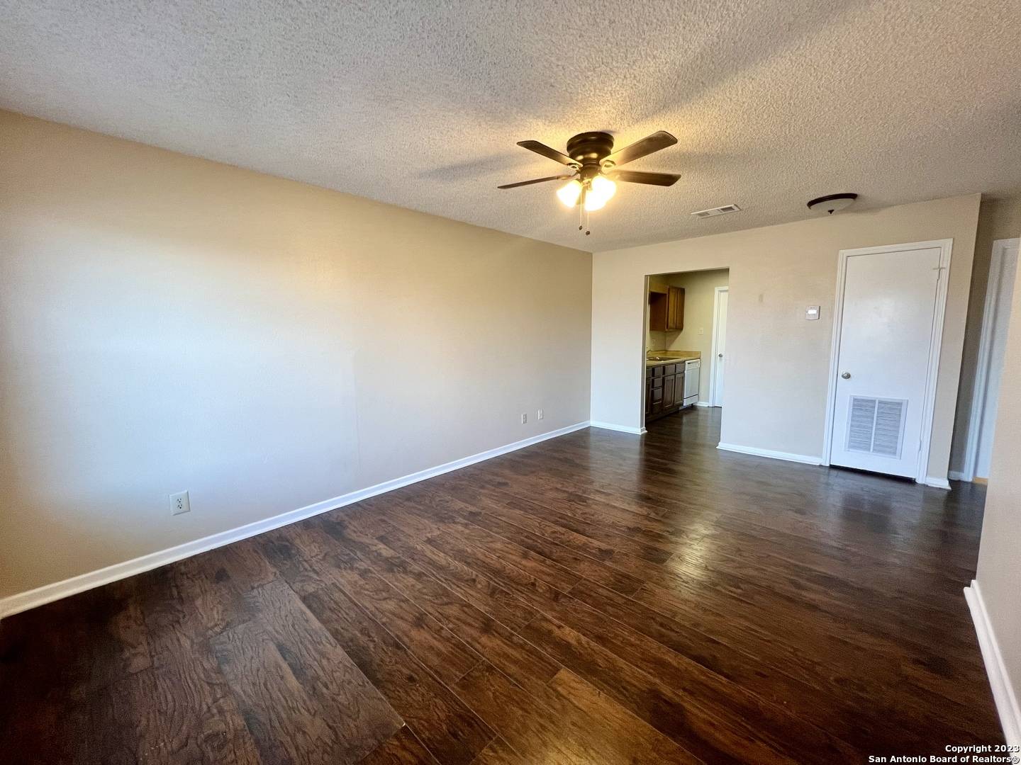 Kirby, TX 78219,4545 Hoeneke St UNIT 103