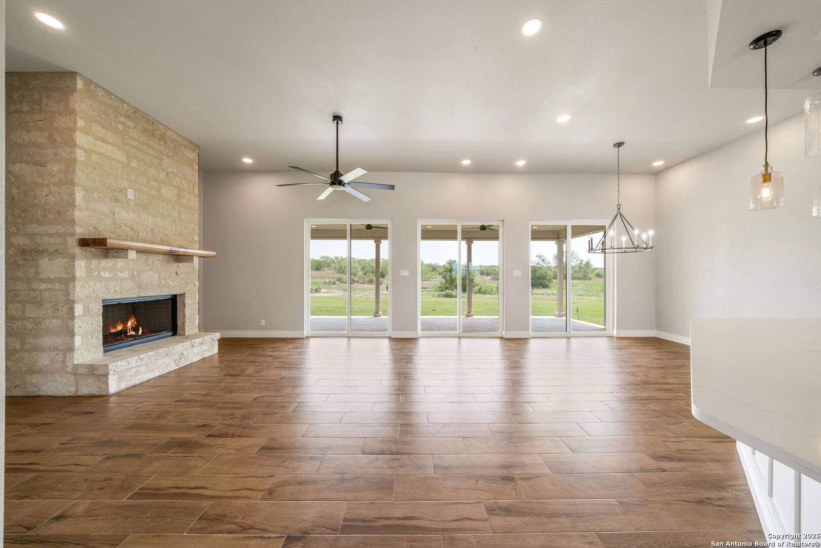 Hondo, TX 78861,1216 County Road 424