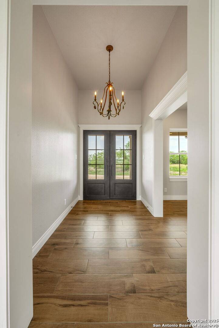 Hondo, TX 78861,1216 County Road 424