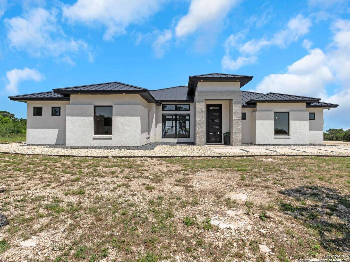 Mico, TX 78056,364 Pr 2771
